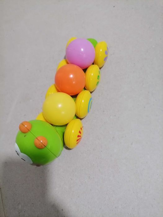 Brinquedos bebé (quatro diferentes)