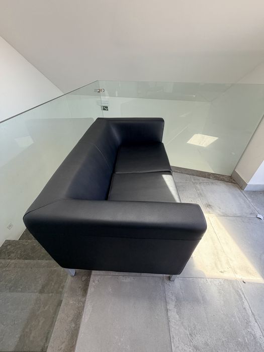 Sofá 2 lugares Alital ideal para sala, escritório, receção, hotel ou restaurante ( negociável )