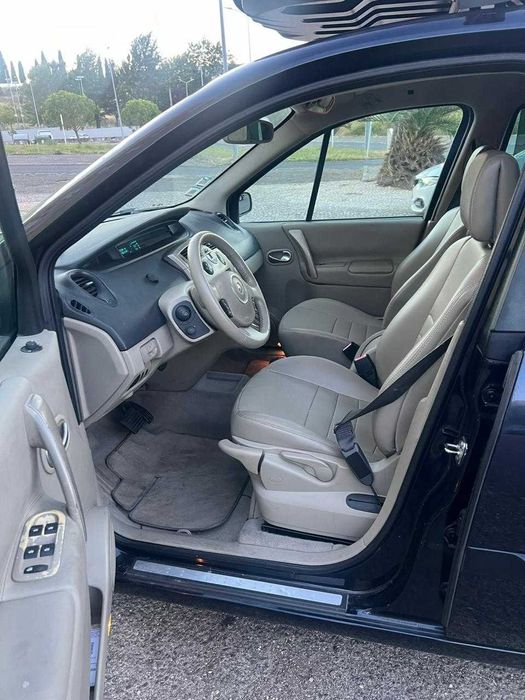 Carro de 7 Lugares