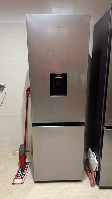 Frigorífico Samsung 341L