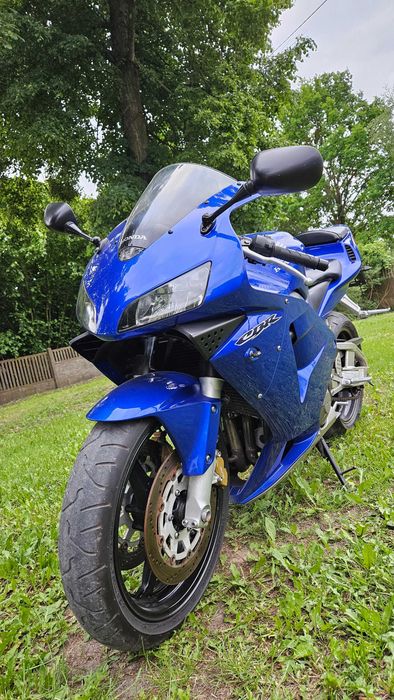 Honda CBR 600RR PC37