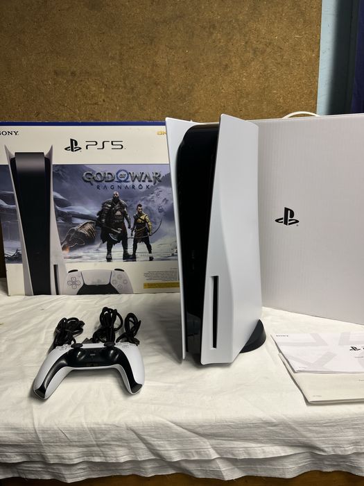 Продам Sony Playstation 5