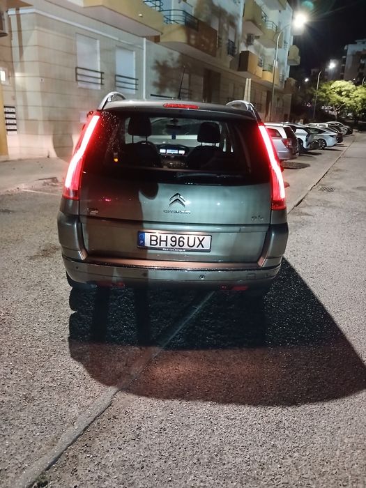Citroën C4 2011 .