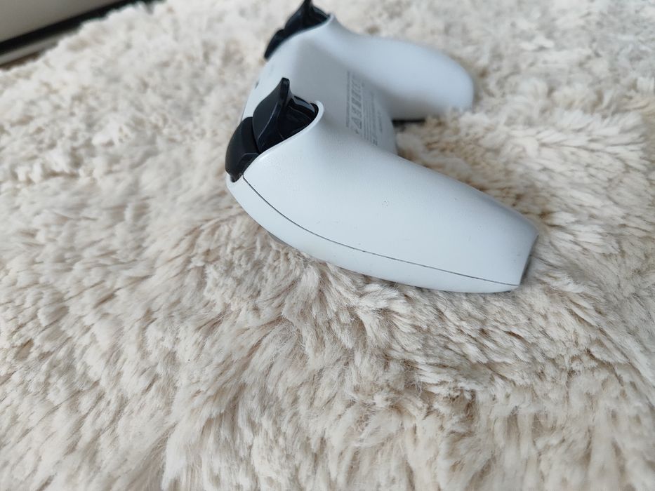 Pad do ps5 Dualsense z analogami TMR