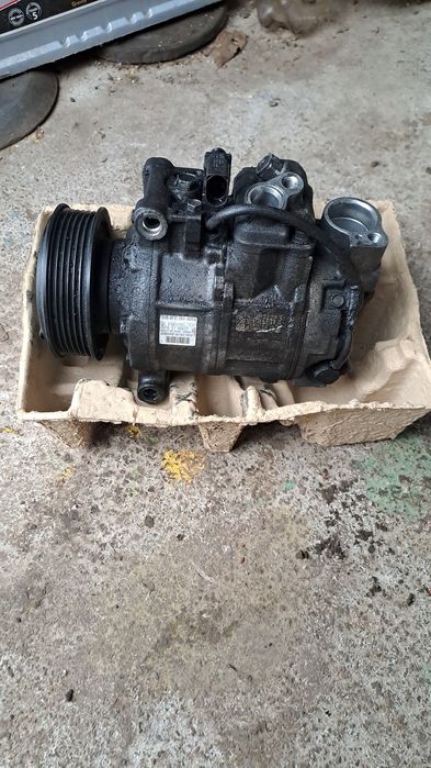 Компресор кондиціонера на запчастини Audi A6