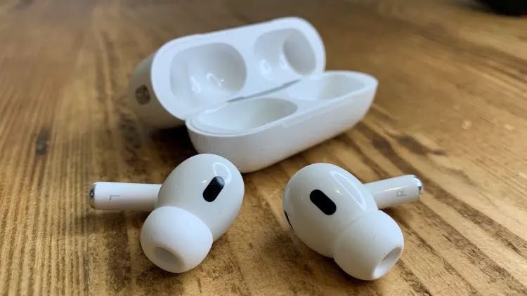 AirPods Pro 2ª Geração – Excelente Estado