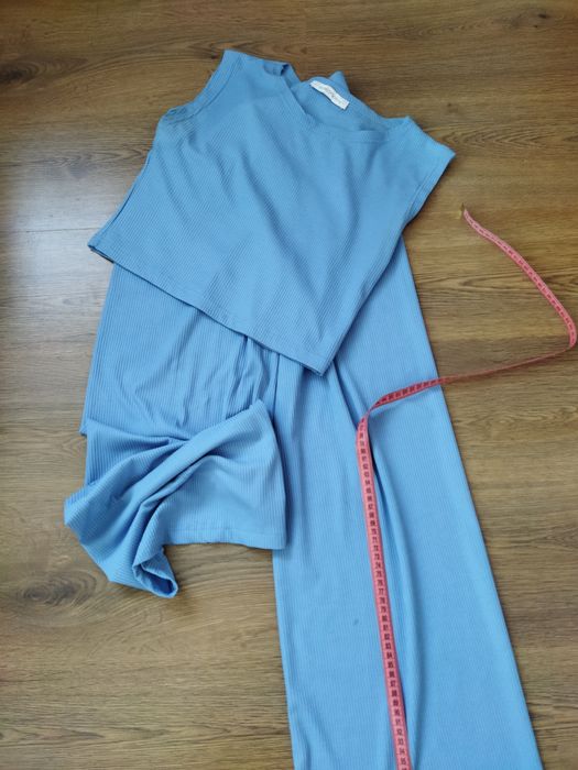 Літній костюм,прогулочний костюм