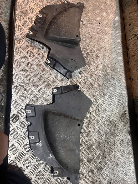 Bmw g22 trojkat nadkola prawy lewy