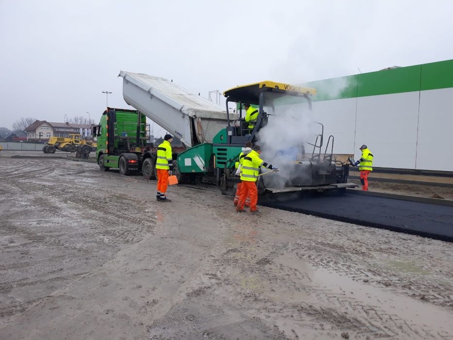 Układanie asfaltu budowa dróg parkingów asfaltowanie zalewanie spękań