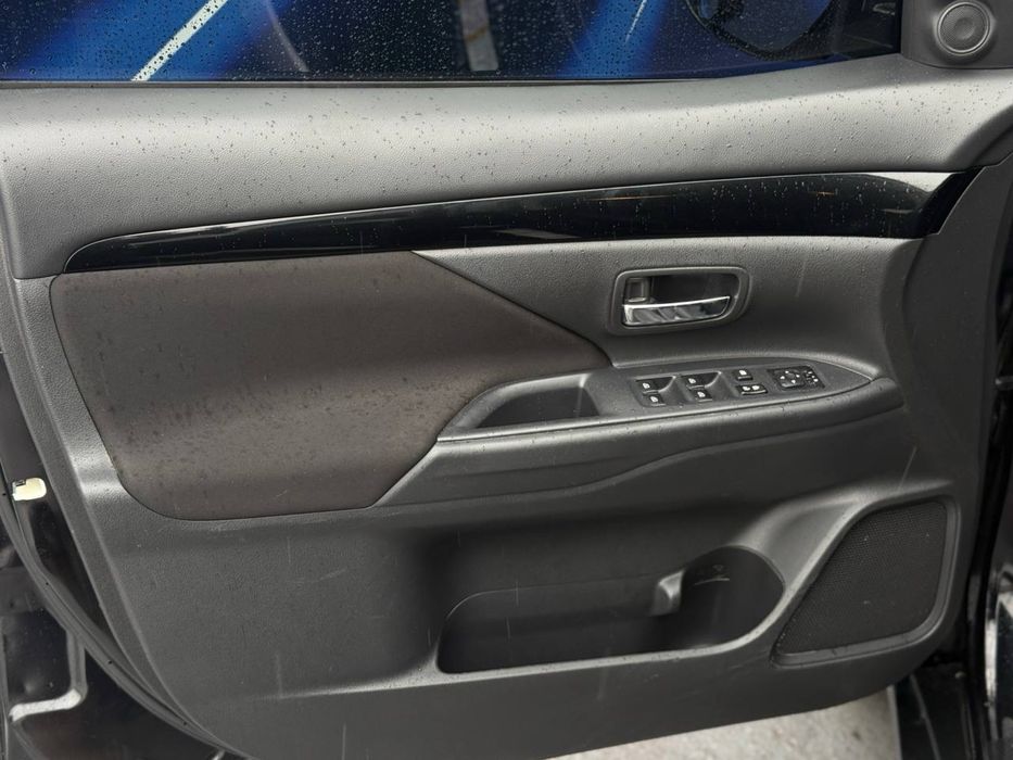 Mitsubishi Outlander 2019 рік можливий ОБМІН