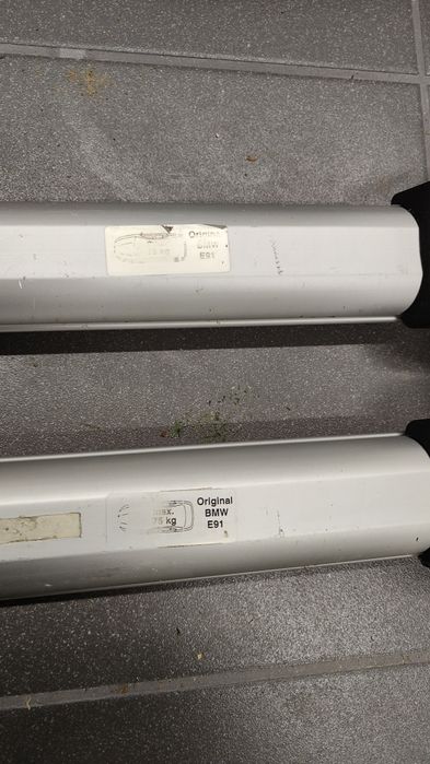 BMW E91 Orginalne  Belki dachowe bagażnik na niskie relingi