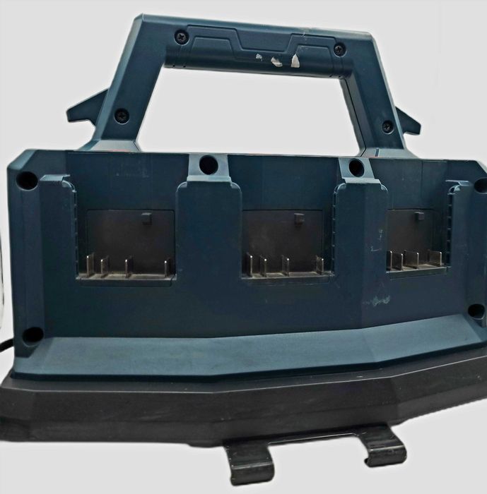 Ładowarka GAL 18V6-80 BOSCH (6-stanowiskowa 14,4V, 18V Li-Ion)