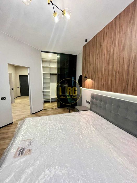 Без%, 1К, ЖК Манхеттен, Берестейский п-кт, Перша сдача, Генератор