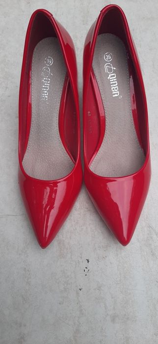 Buty damskie czerwone