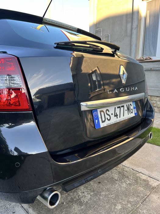 Рено Лагуна 3! 2.0 дизель 2015 рік!