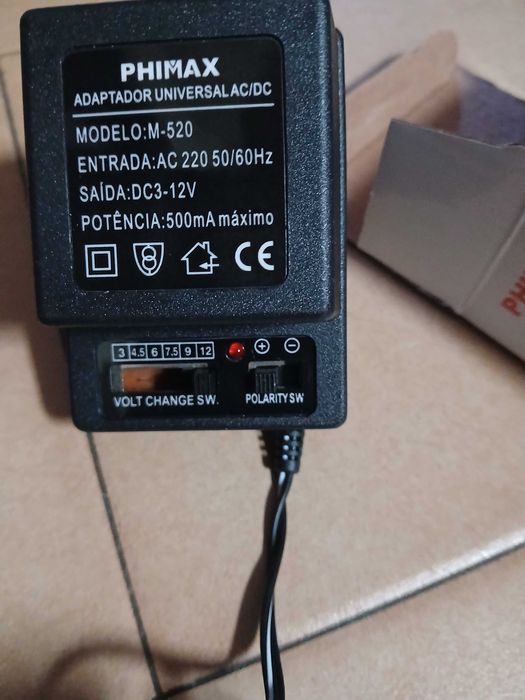 Adaptador/transformador universal AC/DC (12V 500a) Phimax