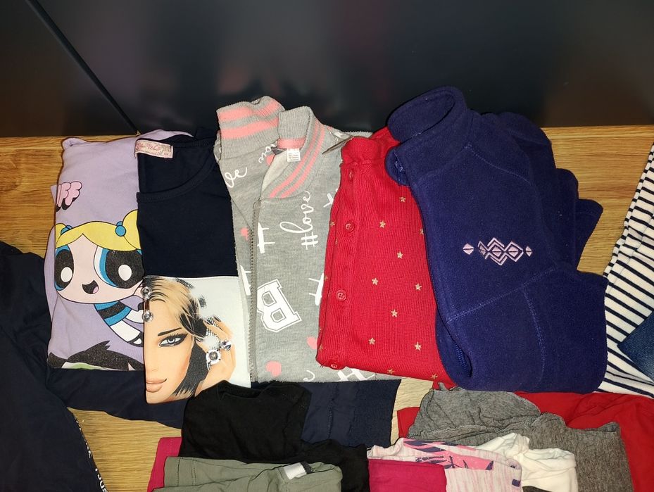 Paka ubrań 134-140 dziewczynka