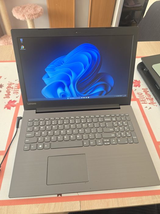 Lenovo ideapad ryzen 5 12gb ram ssd win11