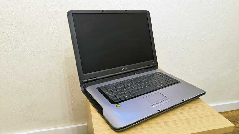 Porttátil Sony Vaio VGN- A397XP ecrã de 17 pulgadas