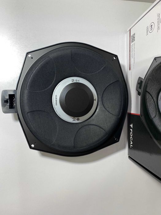 FOCAL Subwoofer 8`8 ohm dedykowany do BMW ISUB BMW8 EM-AUDIO Tomaszów Lub RATY 0% Wysyłka gratis!