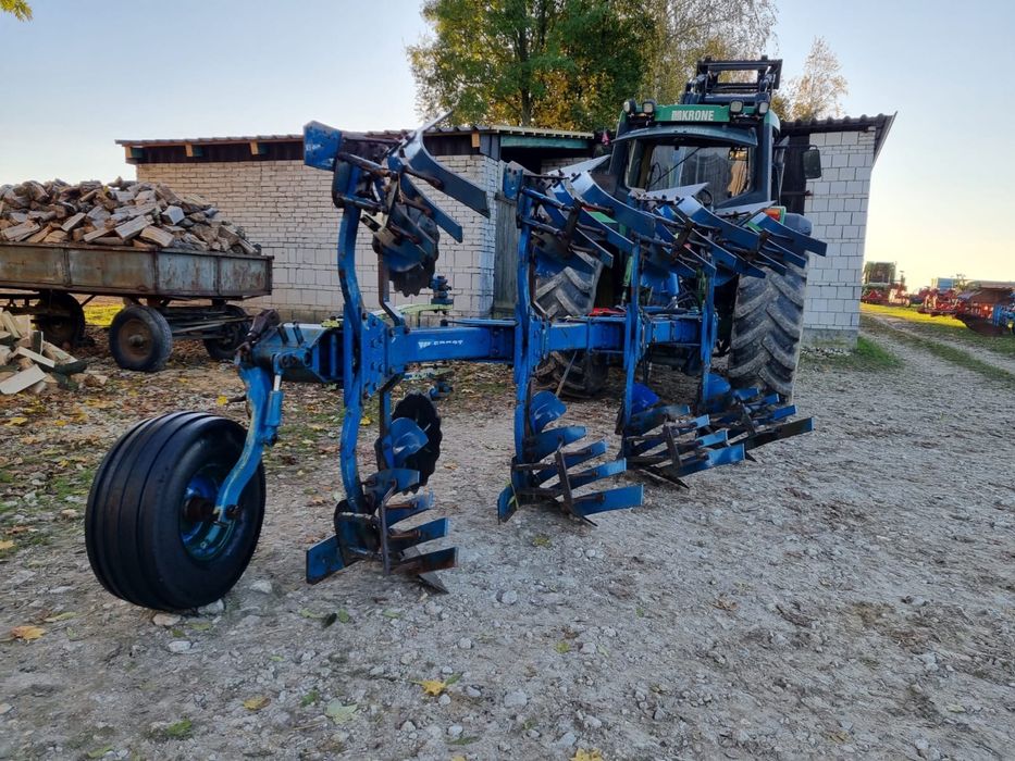 Pług kukurydziany 4 skibowy WYSOKI DŁUGI Vario Frost - Vogel Noot