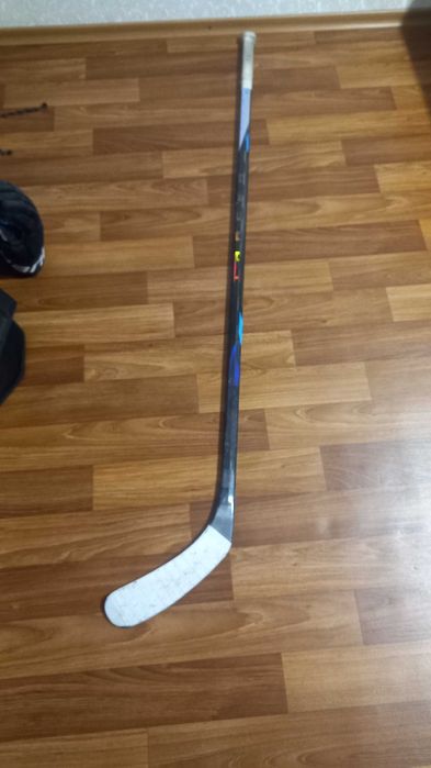 Хоккейная защита, коньки, клюшка / Хокейний захист, ковзани, ключка