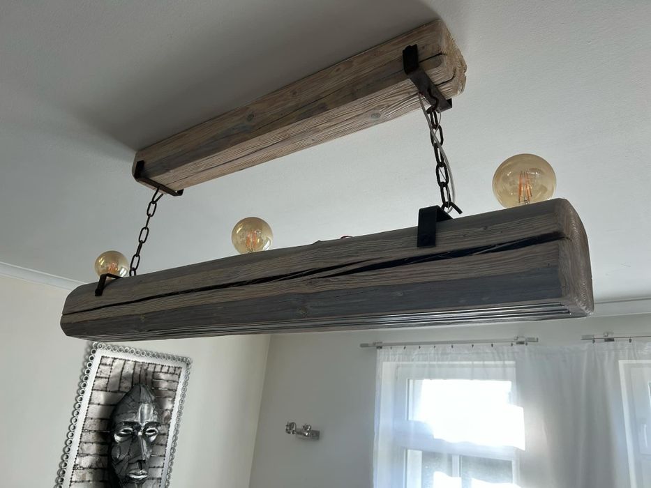 Drewniana lampa wisząca z belki LOFT. INDUSTRIAL