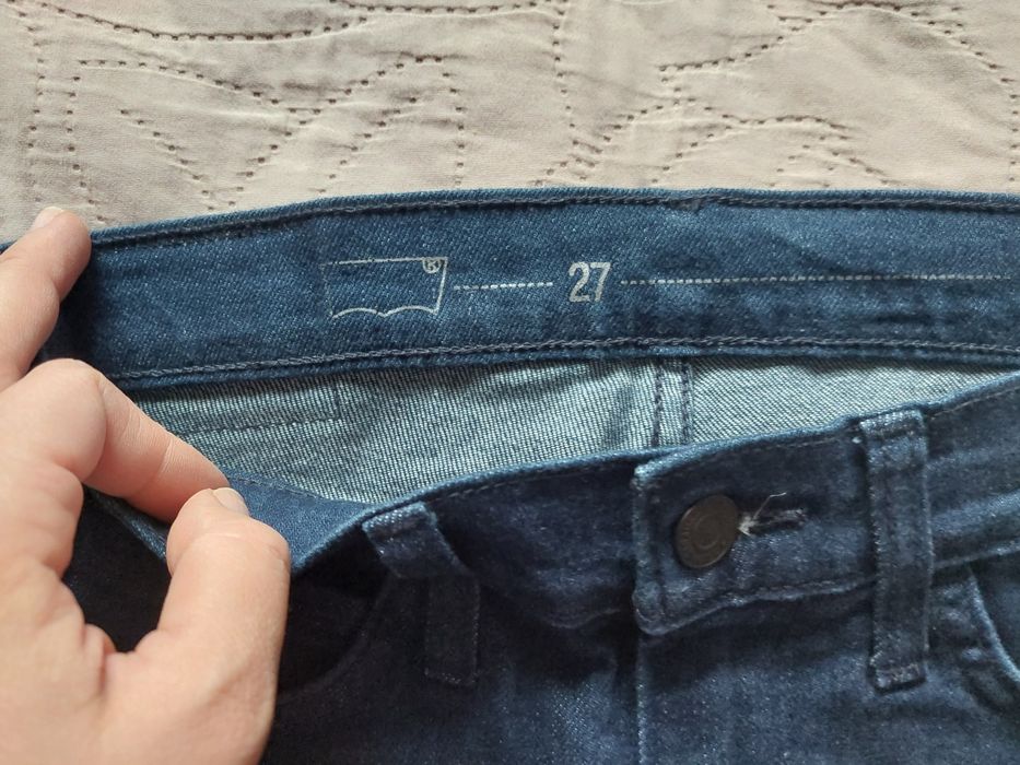 Spodnie jeansowe Levis