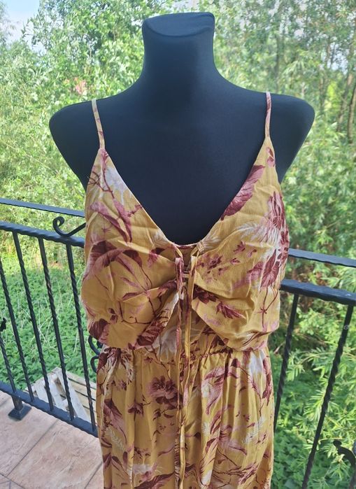 Kombinezon damski marka New Look rozmiar M 38