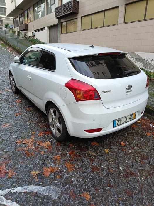Kia Pro Cee’d 1.6 CRDi 128cv Comercial | 2 Lugares | Sport | 172 mil km