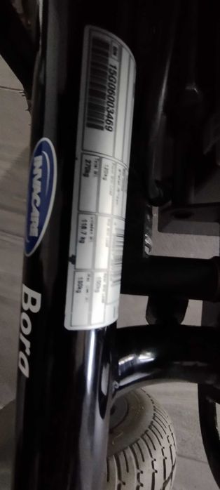 Cadeira de Rodas Elétrica Invacare Bora