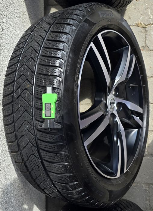Koła felgi Volvo XC60II 7.5Jx19 rok 2025 super stan