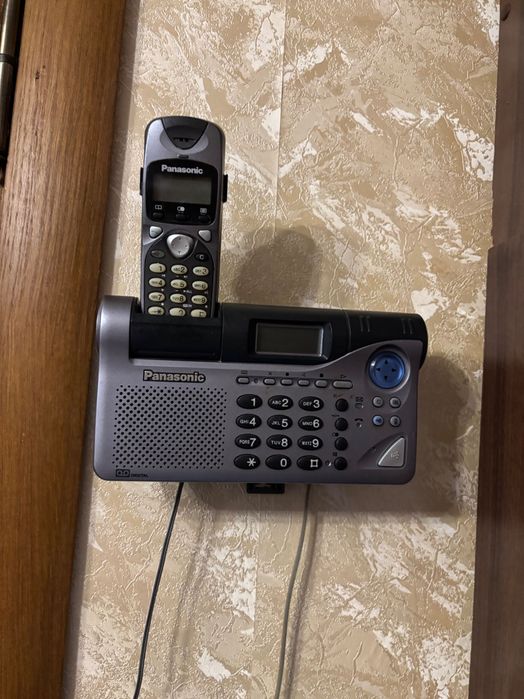 Стаціонарний телефон Panasonic