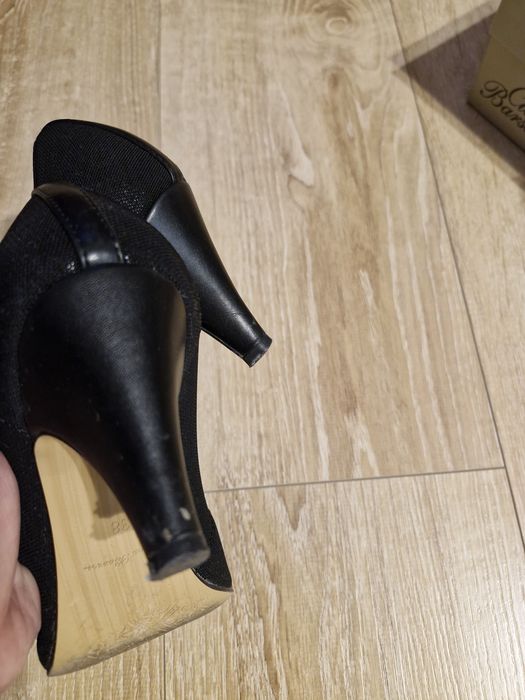 Buty na obcasie 38