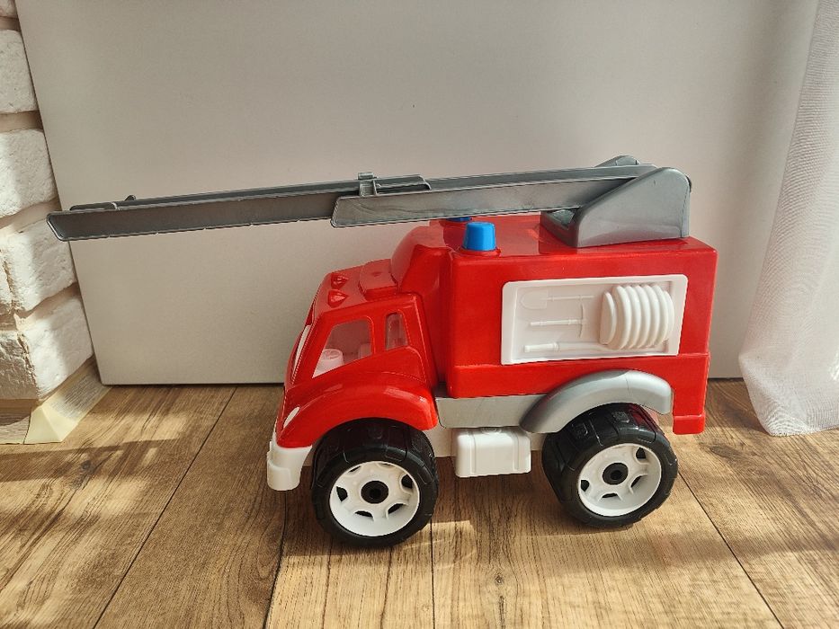 Пожежна машина дитяча