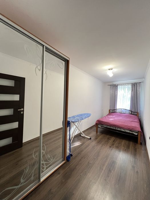 Продам 2к.квартира з газовим котлом. Меблі та техніка. Ушакова. Торг