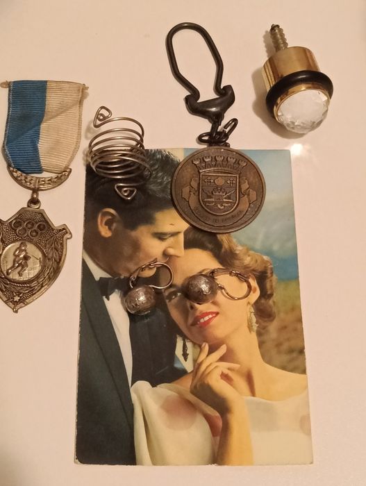 Belos brincos vintage/ antigos