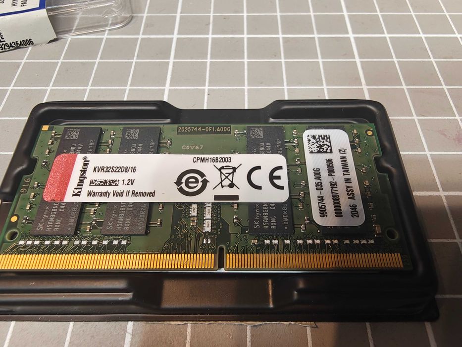 Kingston 16 ГБ DDR4-3200 SO-DIMM (KVR32S22D8/16) для ноутбука