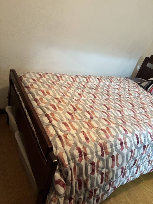 Quarto completo de madeira