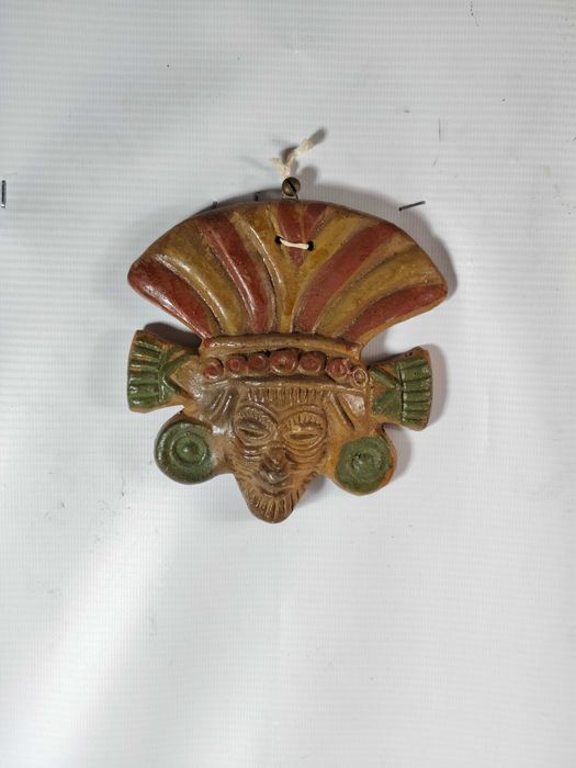 Gliniana Ręcznie Malowana Maska Majów