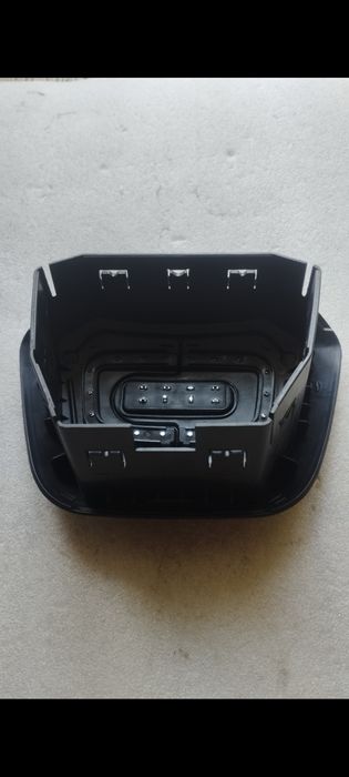 Крышка заглушка подушка безопасности руля Yukon Sierra Terrain  Acadia