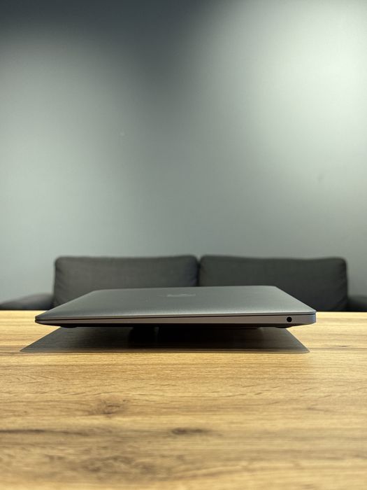 MacBook Air 13 2020 M1 8/256gb 8/7gpu !! Гарантія від магазину !!