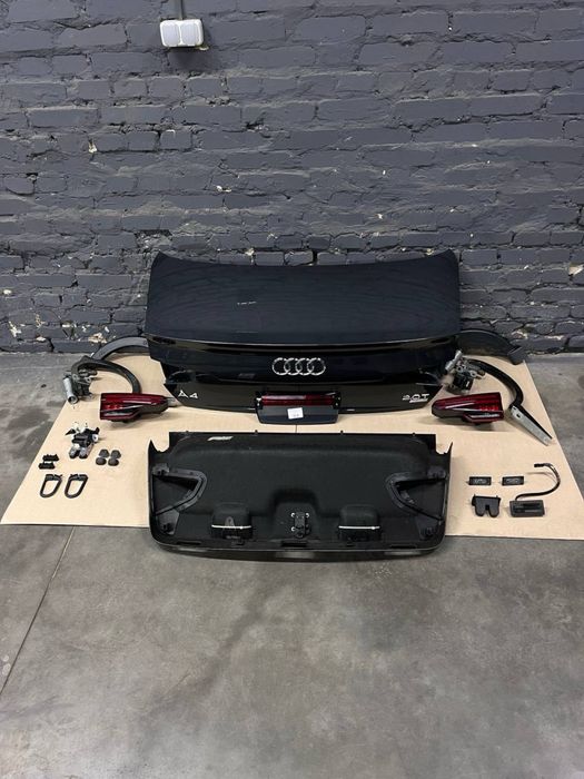 Кришка багажника Audi A4 B9 седан 16-23 рік LX7L