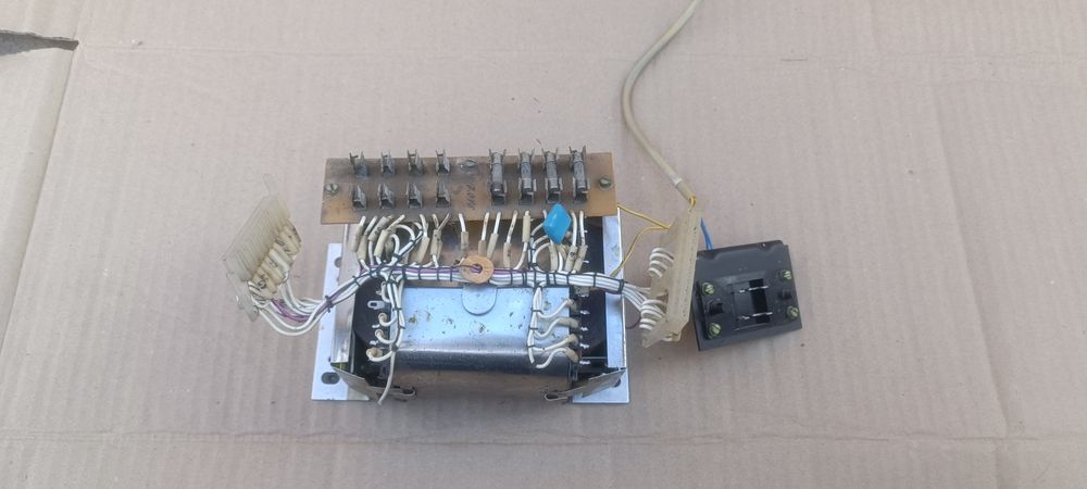 Трансформаторы с усилителей, магнитофонов Одиссей,Амфитон,Лорта,Орель