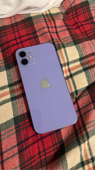 Iphone 12 em bom estado