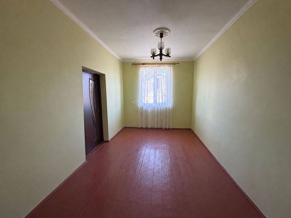 Продаж цегляного будинку у Дрогобичі