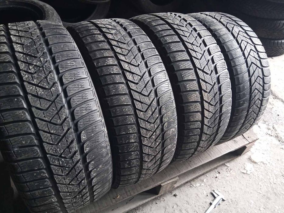 235.35.19 Pirelli 4шт зима бу бв шини склад Харків Шиномантаж гума