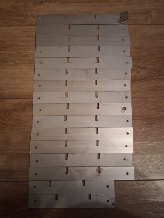 Aluminiowa listwa kątowa - 16 sztuk