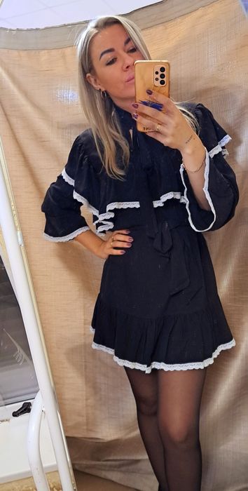 Платье с рюшами для девушек