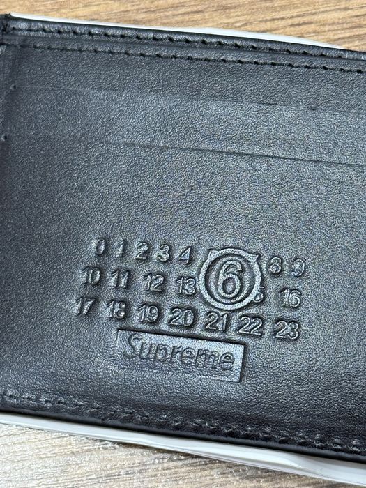 MM6 x SUPREME Wallet